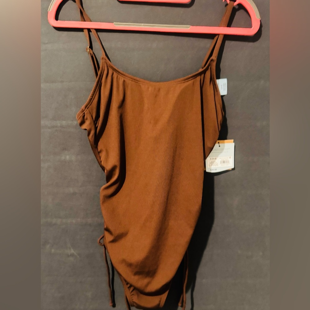 Women's Ribbed Adjustable Drawstring Medium Coverage One Piece Swimsuit - Picture 3 of 5